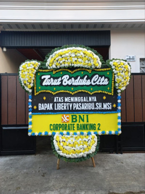 Papan Bunga Duka di Trumon